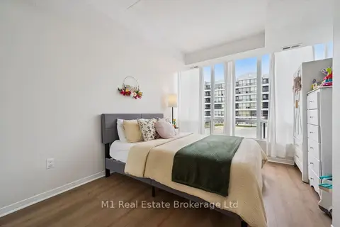 105 Bagot Street 208