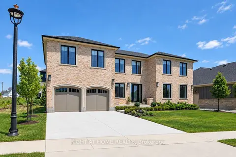 372 Manhattan Drive
