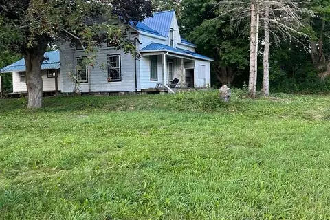 1415 Hwy 7a