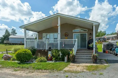 152 Concession Road 11 West 23