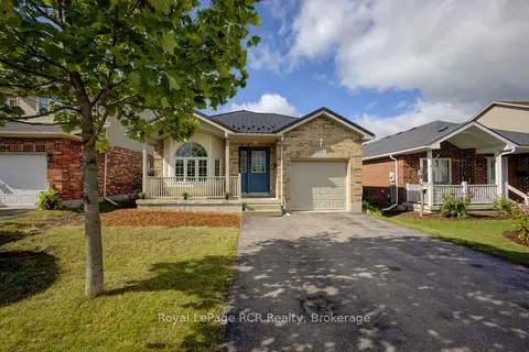 952 Gzowski Street