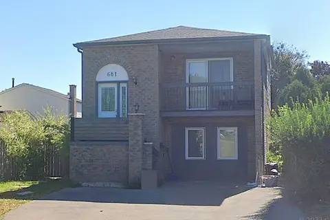 681 Upper Wentworth Street 2