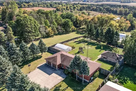 7897 Hwy 7 Road