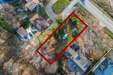 9868 Twenty Road W