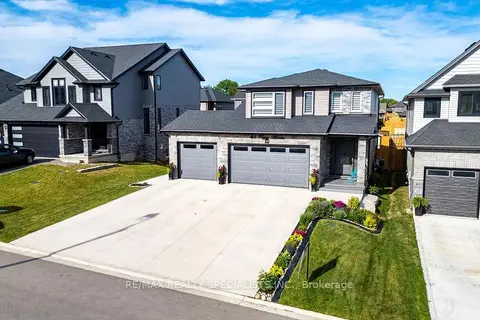 45 Peggy Avenue