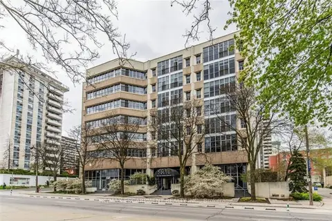 66 Bay Street S 106