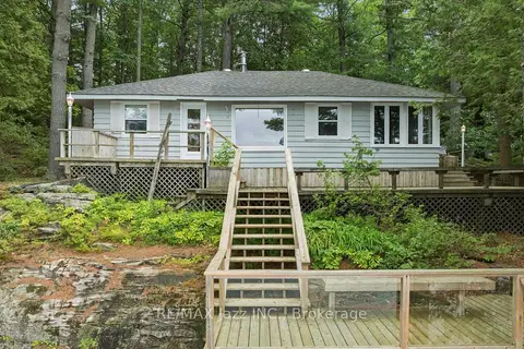 1022 Two Dogs Lane