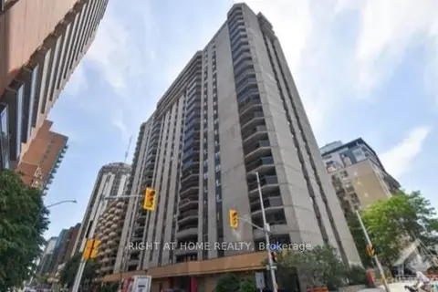 470 Laurier Avenue W 706