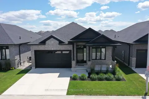 383 Daventry Way 26