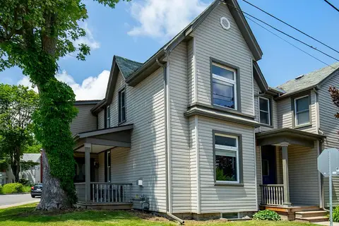 300 Sydenham Street