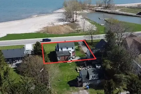 19 Lakeshore Road