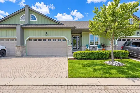 13 Oakwood Links Lane