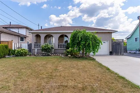 216 Margaret Avenue Lower