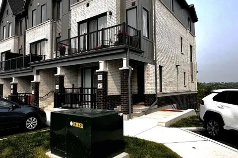 160 Densmore Road 1402