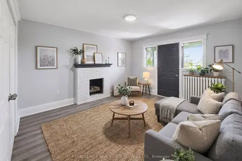 8 Ottawa Street N 6
