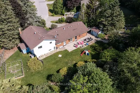 41 Douglas Crescent