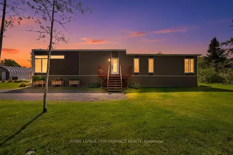 880 Concession 1 Road