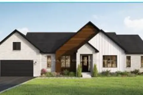 220 Trudeau Crescent
