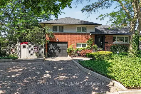 366 Burlington Crescent