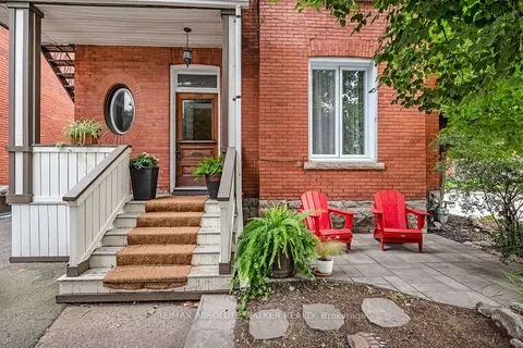 120 Strathcona Avenue