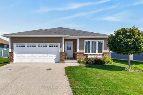 12 Windward Way N
