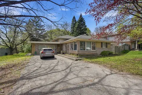 2 Ruskin Court