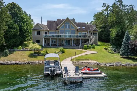 31 Leavis Shores