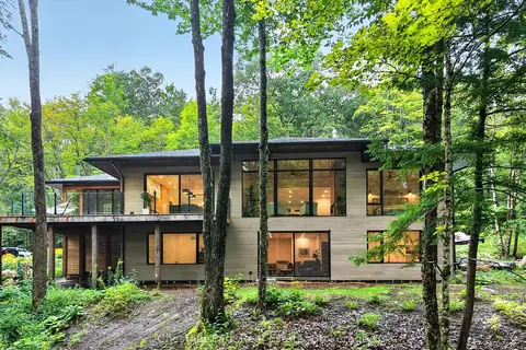 1267 Dawson Road