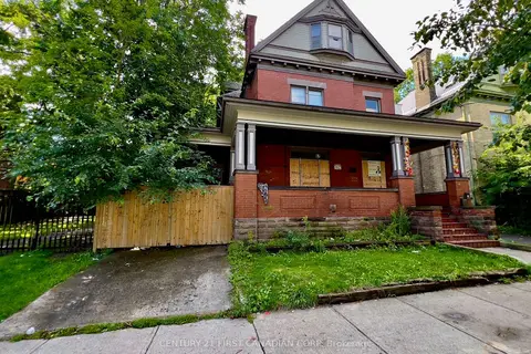 575 QUEENS Avenue