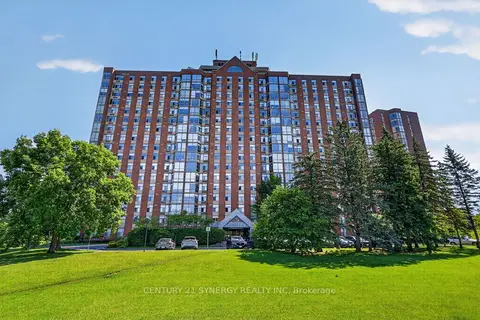 2759 Carousel Crescent 704