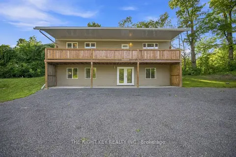 16 Stacey Drive