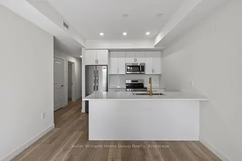 824 Woolwich Street 89