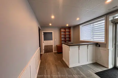 10 Howland Drive 4