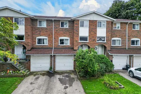 132 LOCK Street W 3
