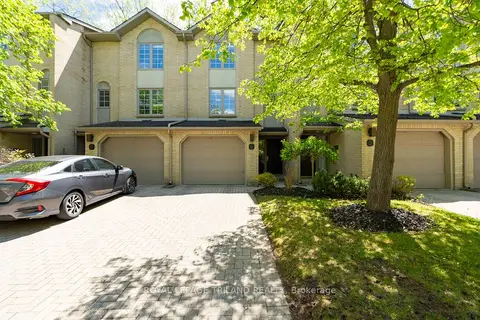 1399 Commissioners Road W 4