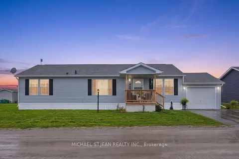 27 Hickory Hollow