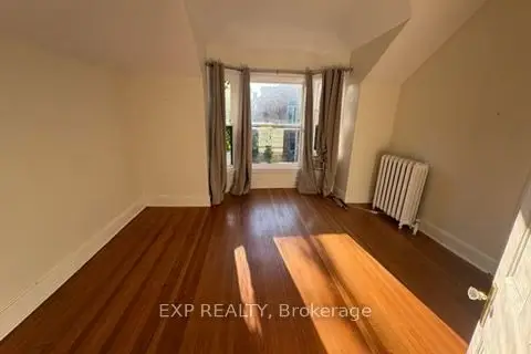 118 Stinson Street Upper