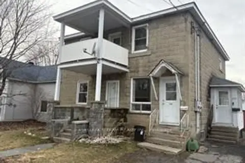 225 8th Street W