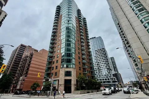 445 Laurier Avenue W 505
