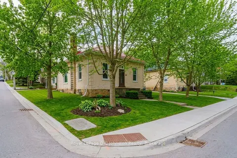 83 3rd Street SW