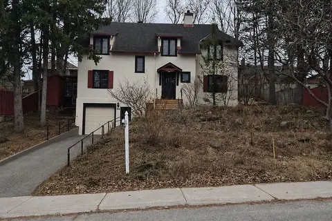 290 A Holmwood Avenue