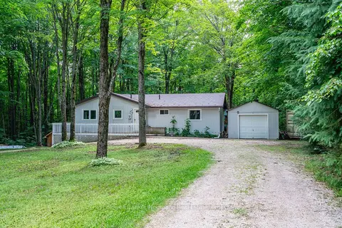 574286 Sideroad 40