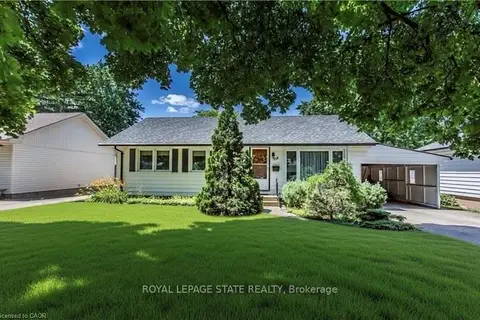 118 Jacobson Avenue Upper