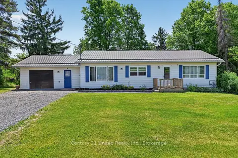 323 St Lawrence Street W