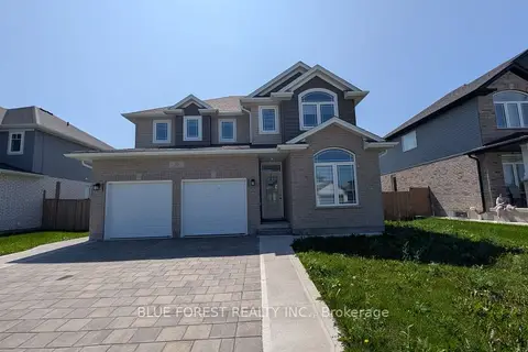30 Thames Springs Crescent
