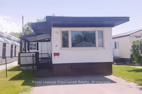 311 Dundas Street E 47