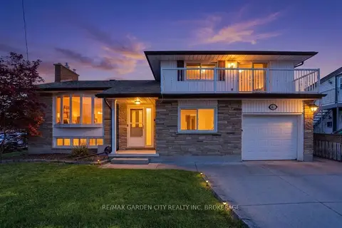 41 Albert Street W
