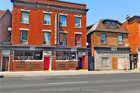657 King Street E