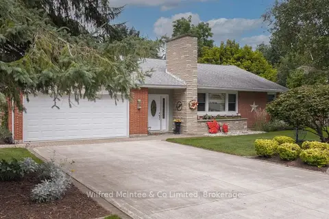 31 Johnstone Boulevard