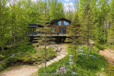 112 Amik Court